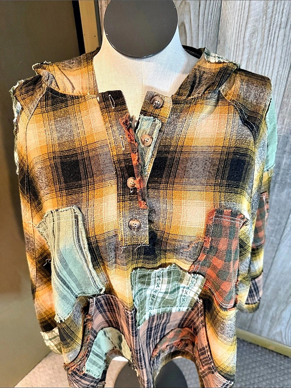 Blanket Patchwork Plaid Pullover Size Large